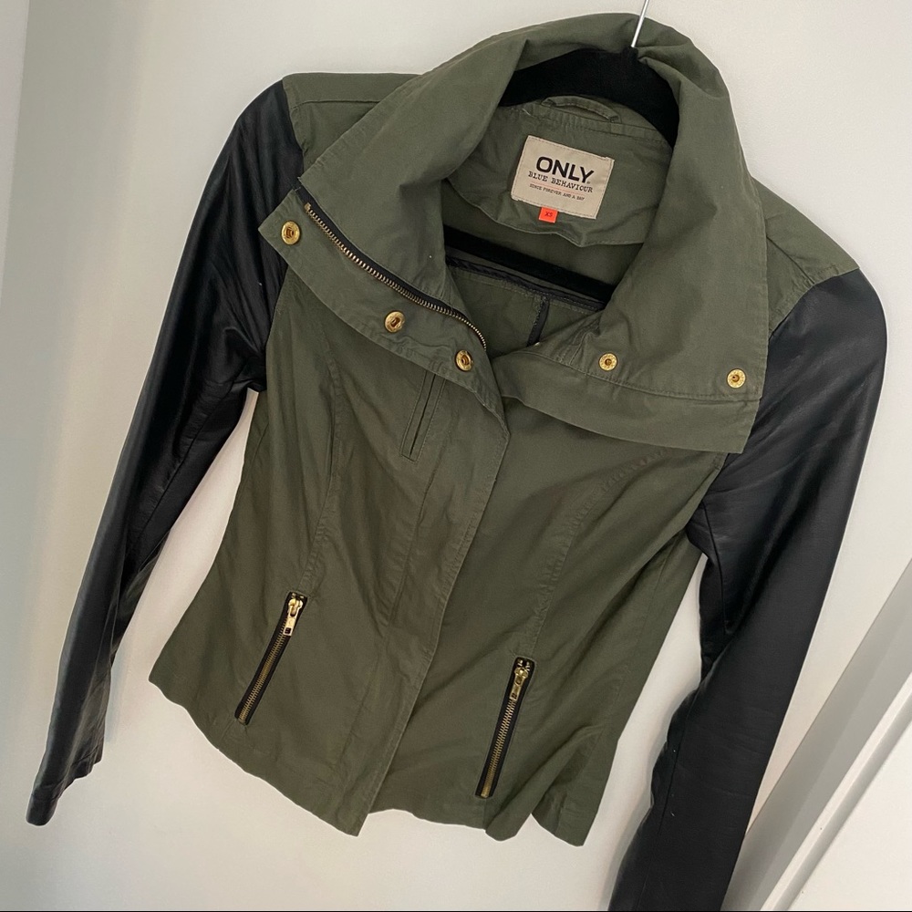 ONLY Spring Jacket (XS) - Picture 3 of 4